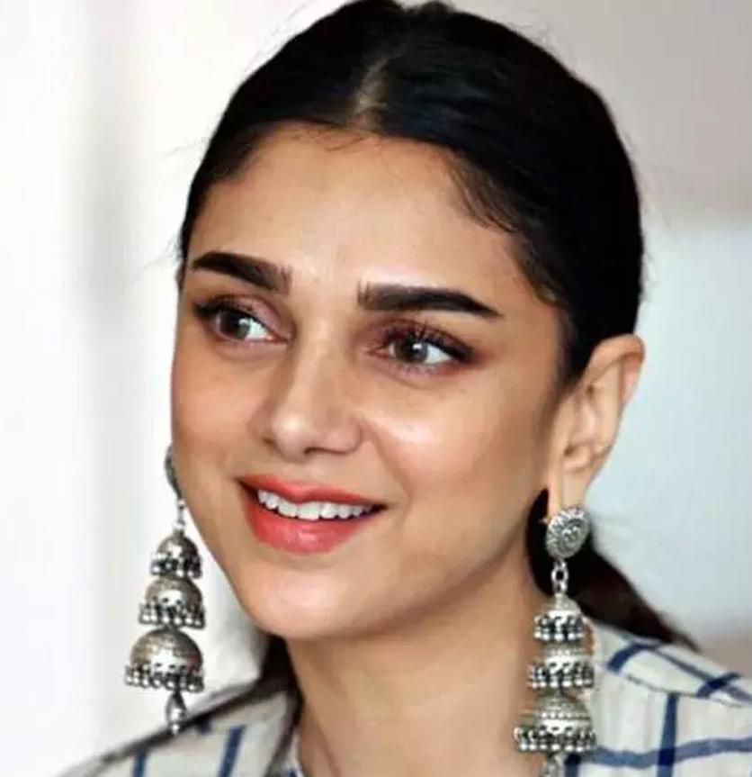 aditi-rao-hydari-actress-album