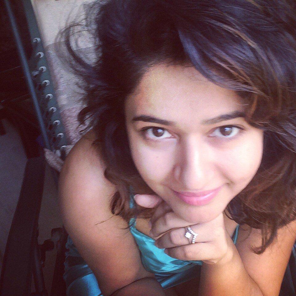 poonam-bajwa-gallery