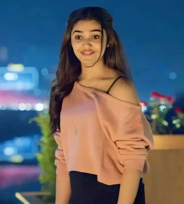 krithi-shetty-actress-cute-photos