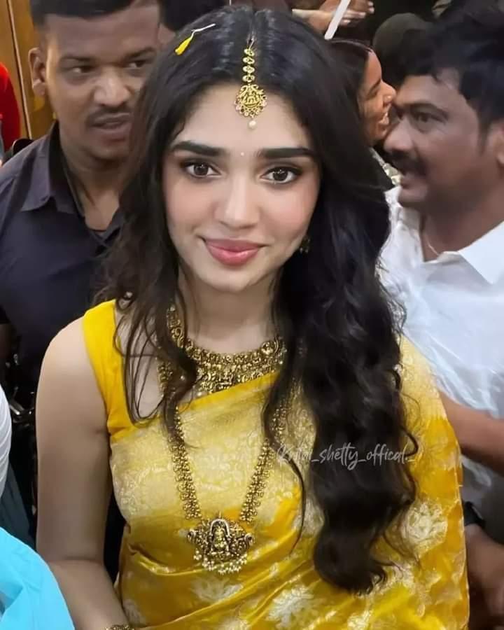 krithi-shetty-actress-cute-photos