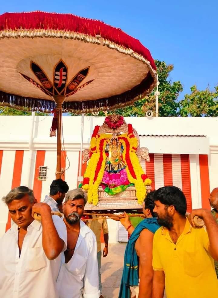 sri-karpagambikai-thiru-veethi-purappadu