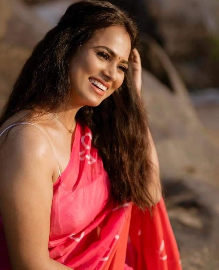 today-hot-actress-photos