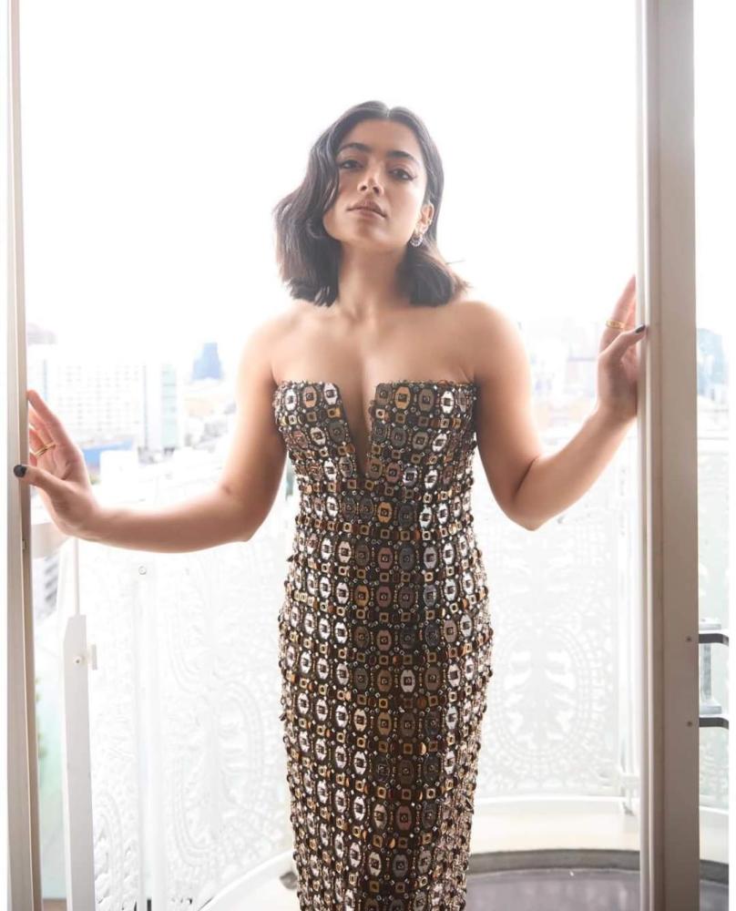 today-hot-actress-photos