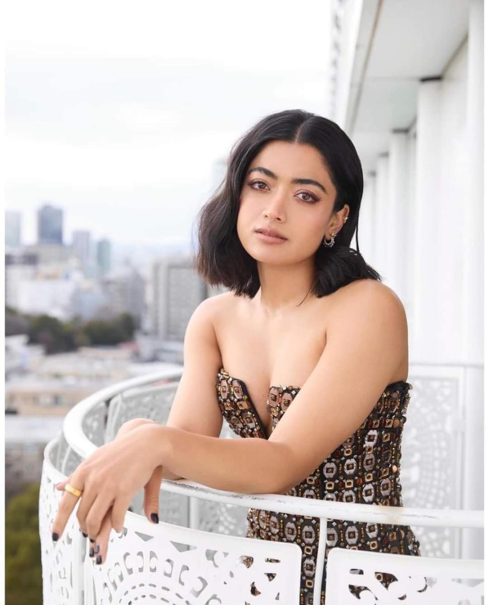 today-hot-actress-photos