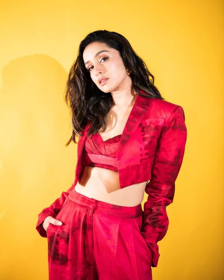 shraddha-kapoor-style-photos
