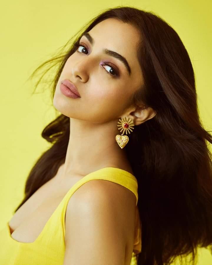 ahsaas-channa-style-photos
