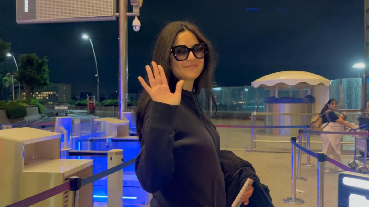 katrina-kaif-was-spotted-at-the-mumbai-airport
