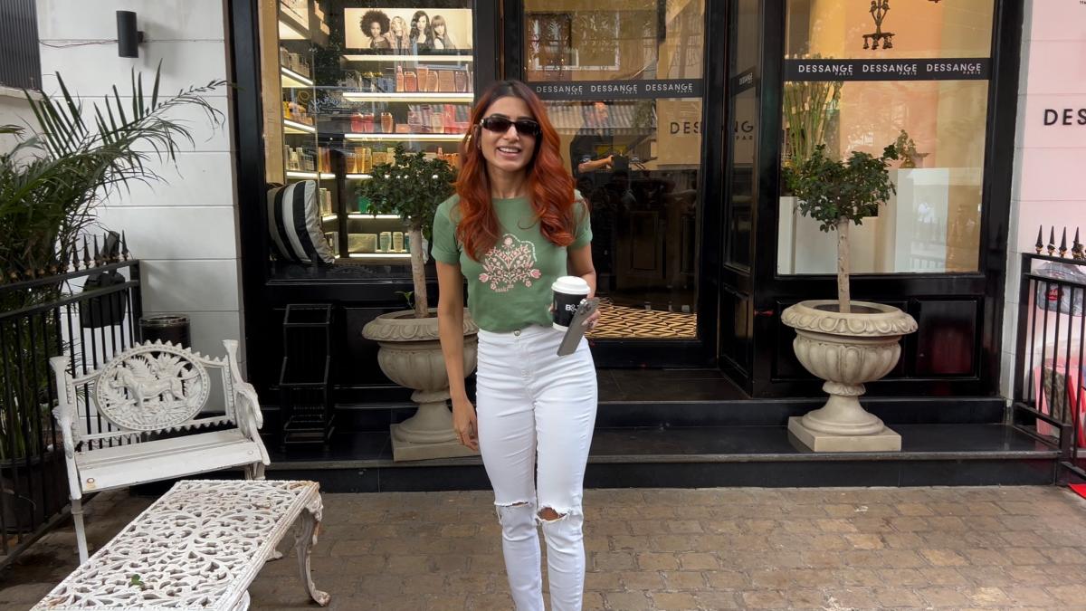 samantha-prabhu-was-seen-at-a-popular-salon-in-bandra-taking-time-for-self-care-and-looking-effortlessly-stylish