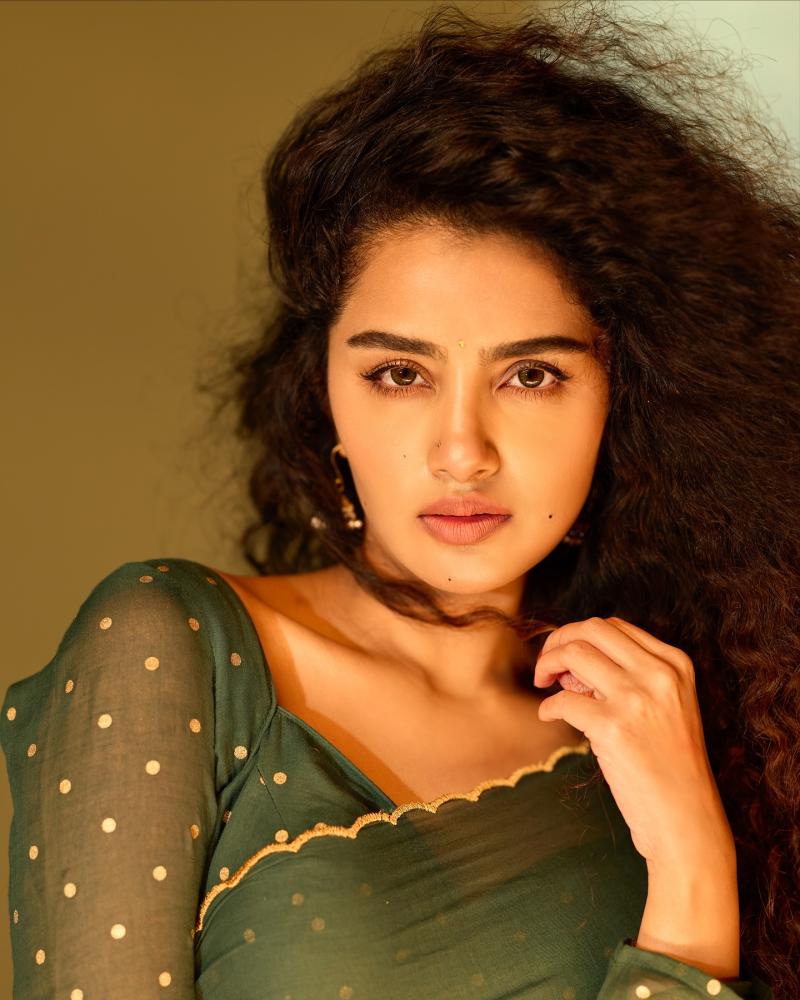 cutie-look-anupama-parameswaran-latest-clicks