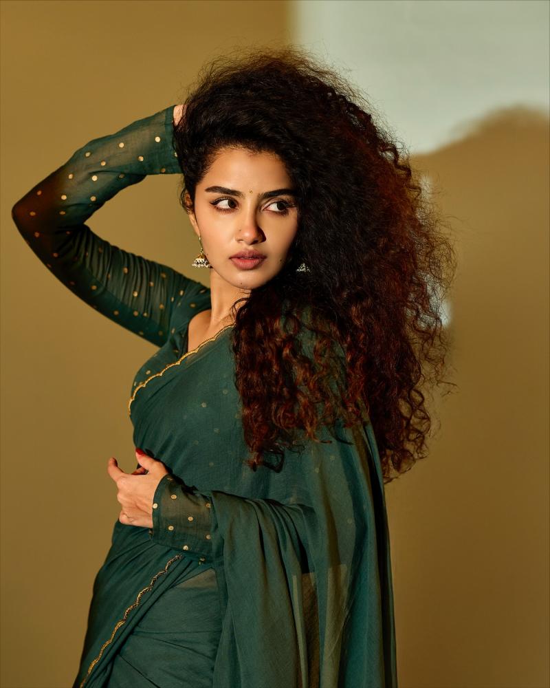 cutie-look-anupama-parameswaran-latest-clicks