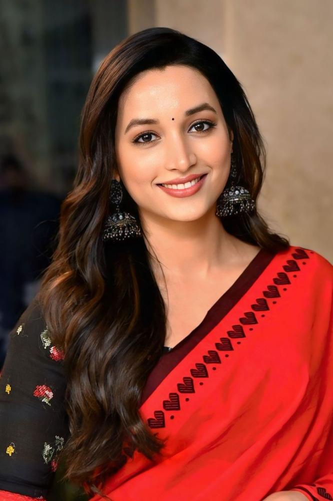 actress-srinidhi-shetty-photo-gallery