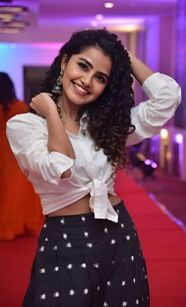 actress-anupama-parameswaran-photos