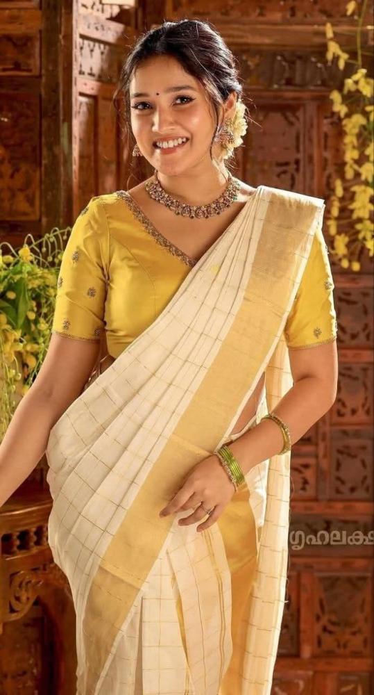 anikha-surendran-photos