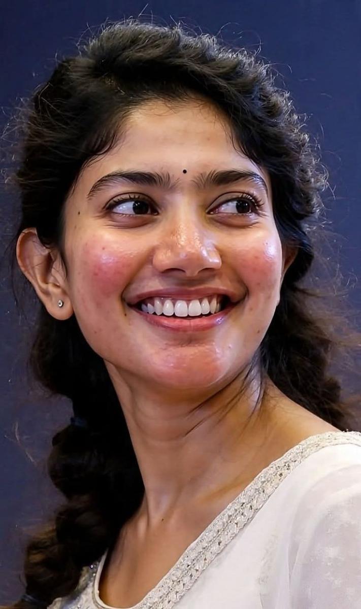 actress-sai-pallavai