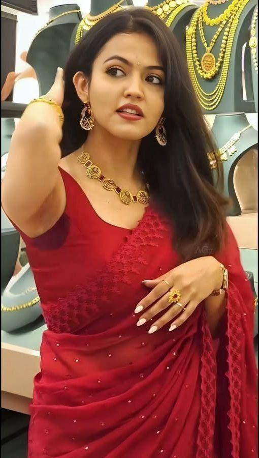 actress-aparna-das-photos