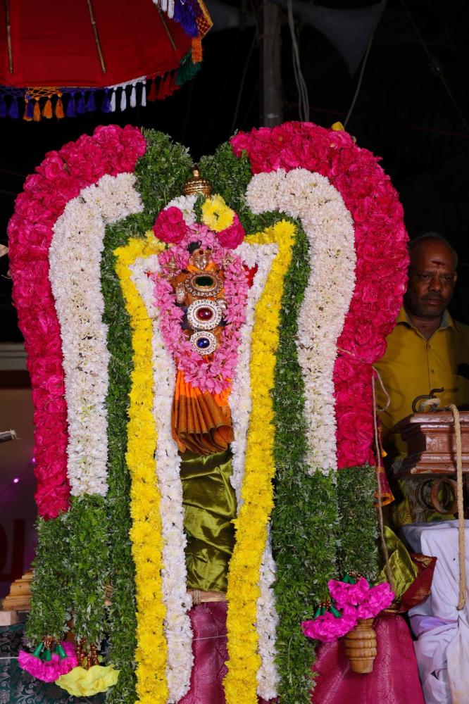 munnur-adavaleeswarar-temple-kumbabishegam