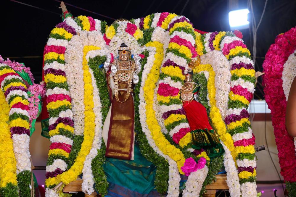 munnur-adavaleeswarar-temple-kumbabishegam