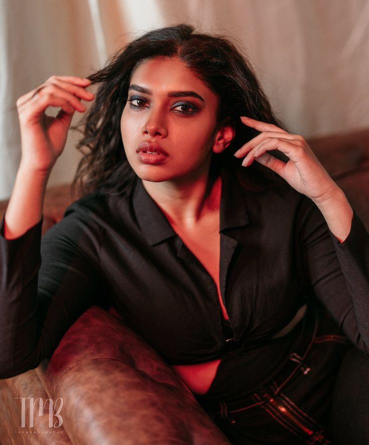 actress-dushara-vijayan-latest-photo-shoot