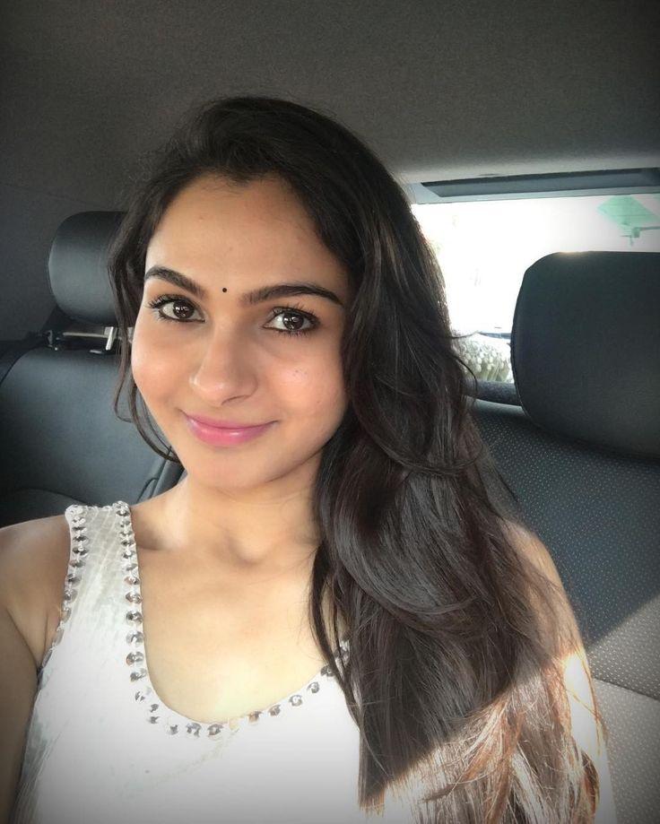 actress-andrea-jeremiah-hot-photos