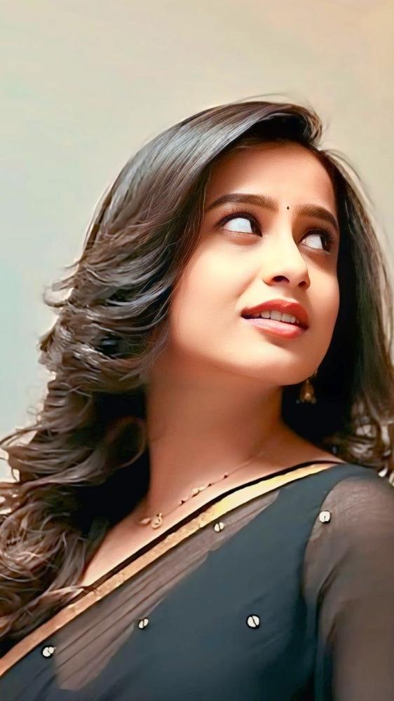 actress-sheetal-gauthaman-photos