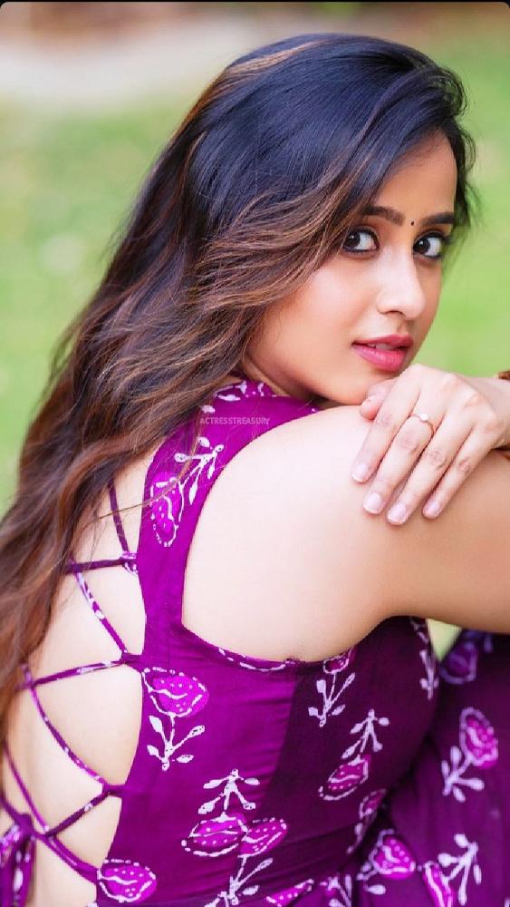 actress-sheetal-gauthaman-photos