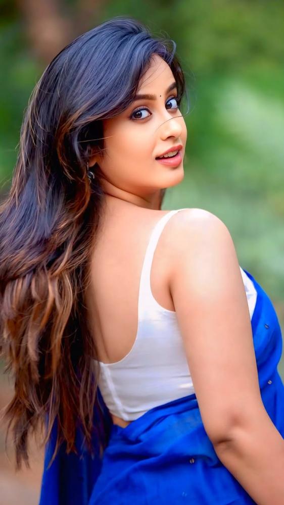 actress-sheetal-gauthaman-photos
