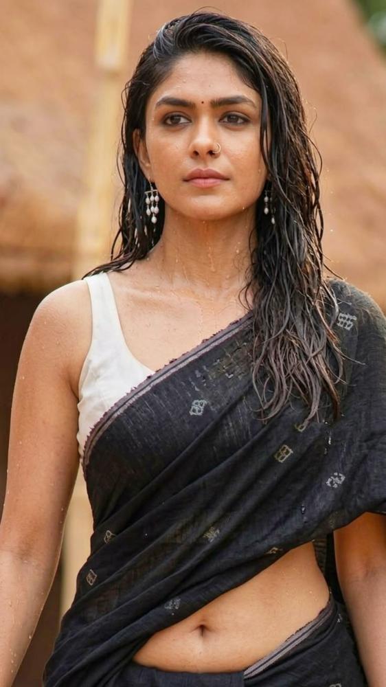actress-mrunal-thakur-photos