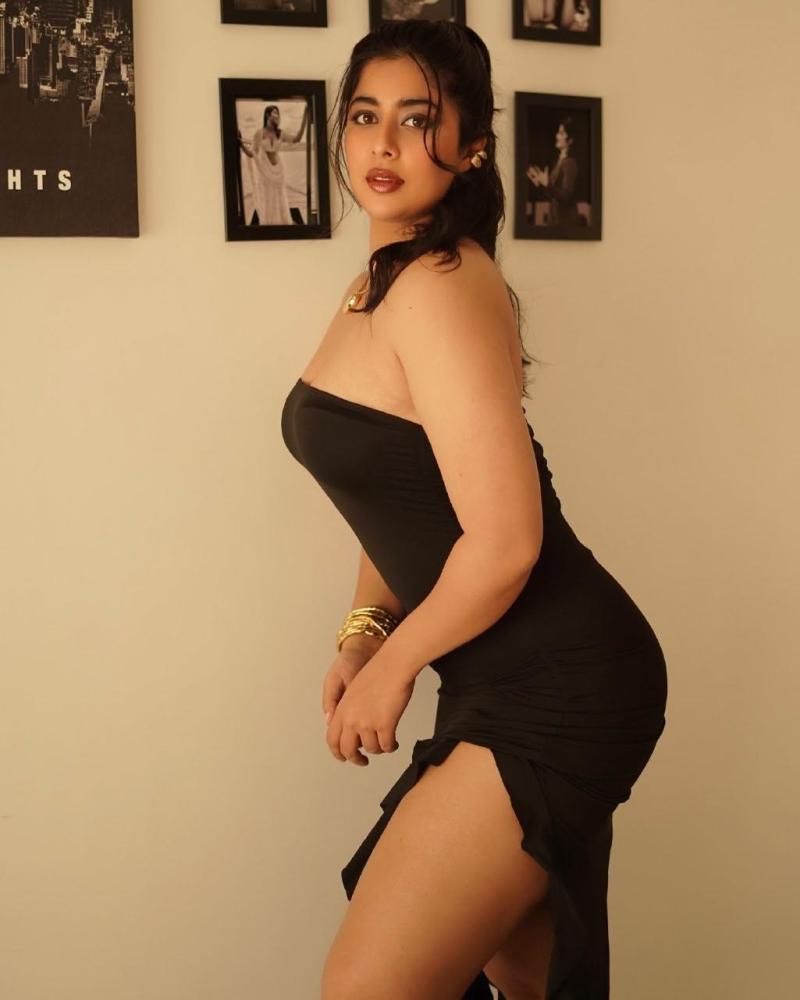nikita-sharma-hot-photoshoot