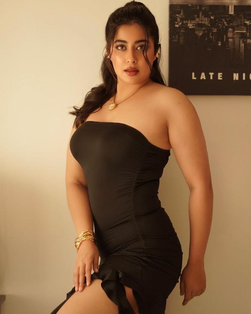 nikita-sharma-hot-photoshoot