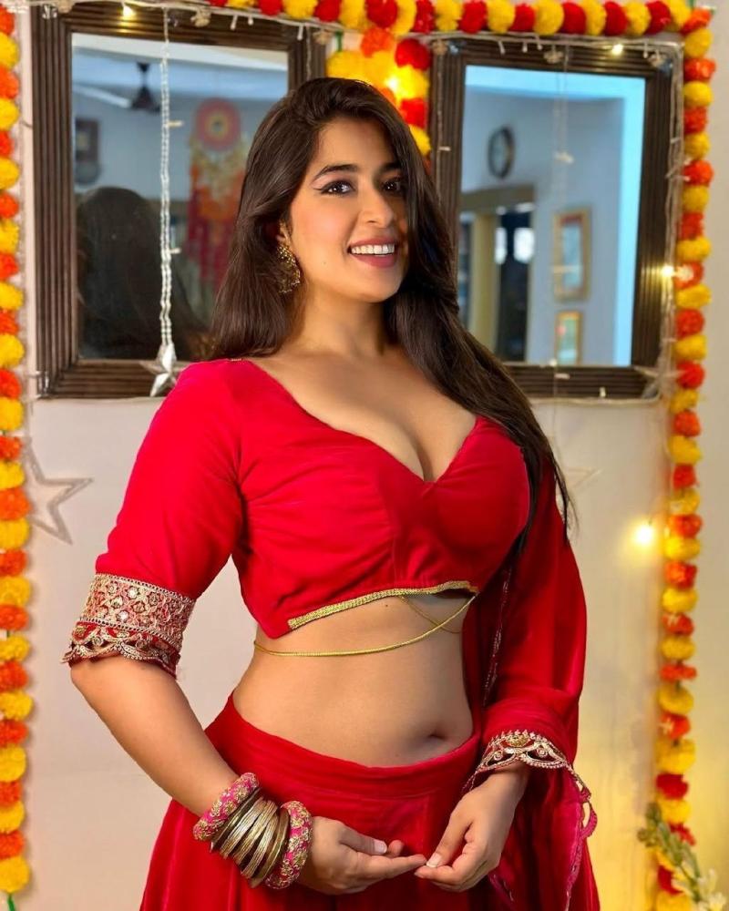nikita-sharma-hot-photoshoot
