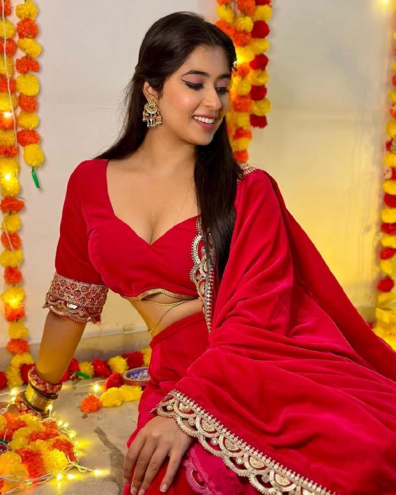 nikita-sharma-hot-photoshoot