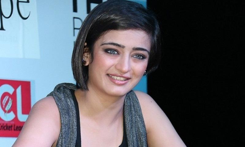 to-be-come-director-actress-akshara-haasan