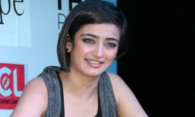 to-be-come-director-actress-akshara-haasan