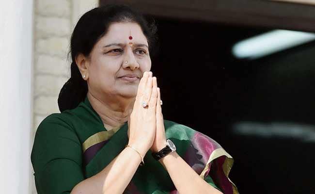 sasikala-talks-about-pugazhenthi-dismiss-from-admk