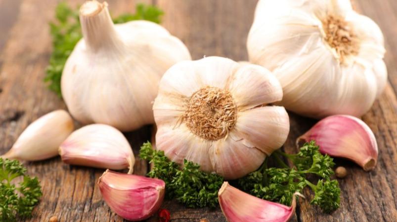 do-you-want-to-sleep-well-why-bother-to-have-garlic-here