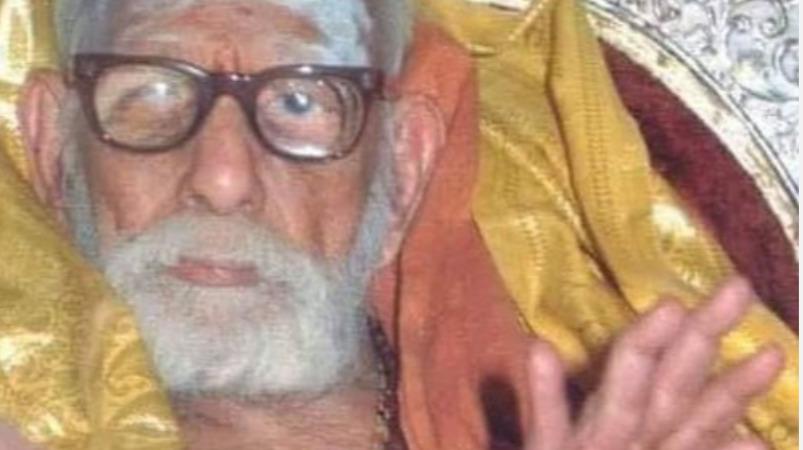 kanchi-mahan-periyava-petra-balakrishna-periyava-saranam