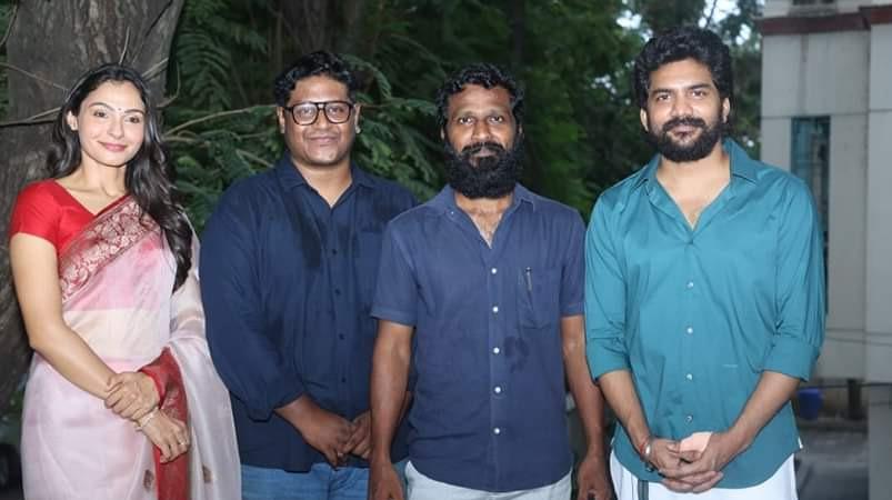 director-vetrimaran-producer-in-mask-movie-actor-kavin