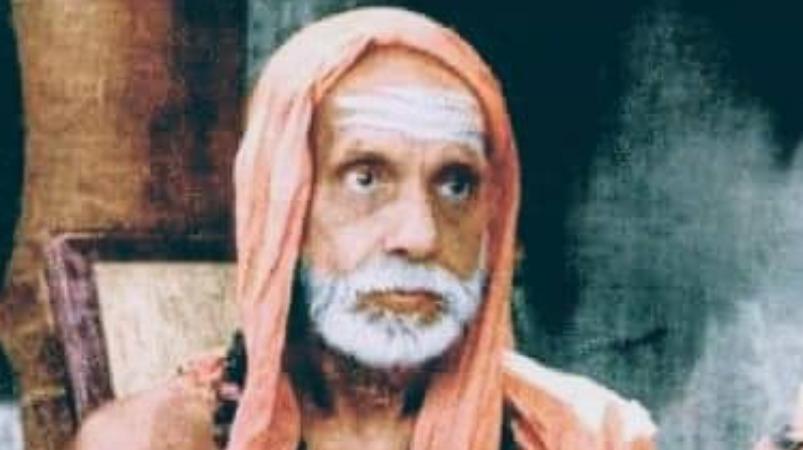 kanchi-maha-periyava-en-vaayai-parthiya