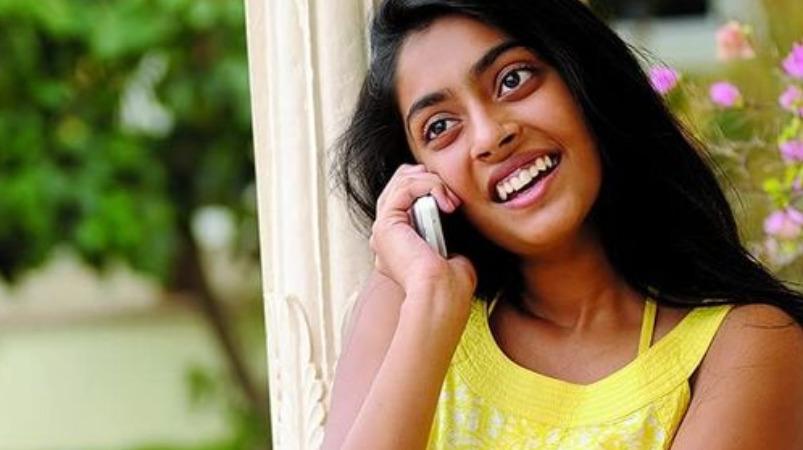 meendum-thoondil-kadhaigal-writer-sujatha