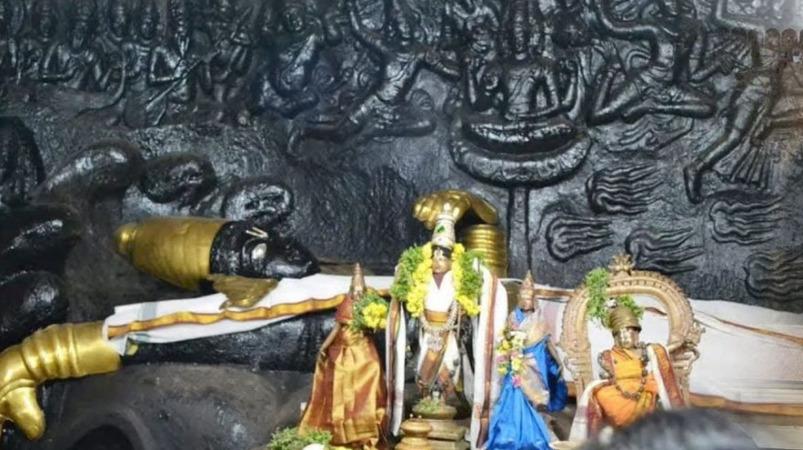 sathiyamurthy-perumal-temple-pudhukottai