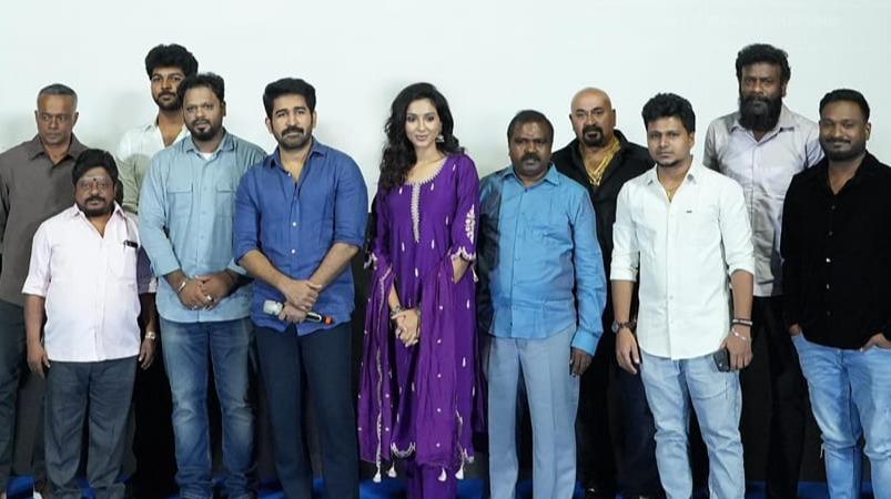 hitler-official-tamil-trailer-vijay-antony-riya-suman