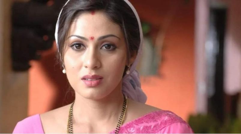 actress-sadha-hot-scene
