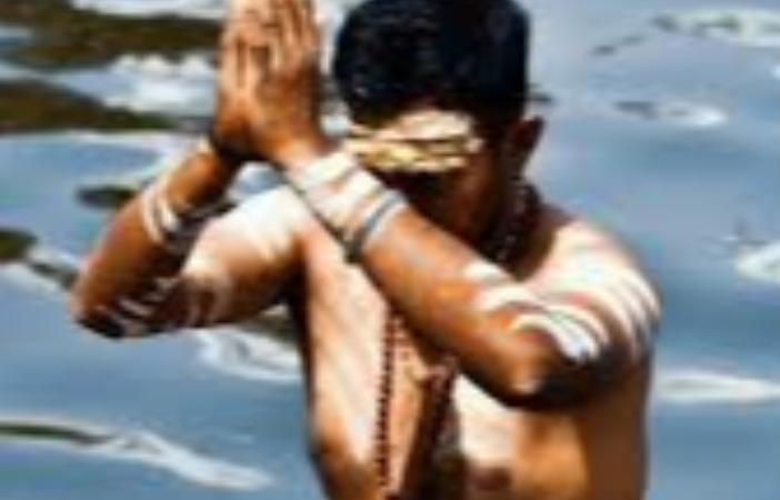 asaram-parkiravan-kasikku-pona-kathai