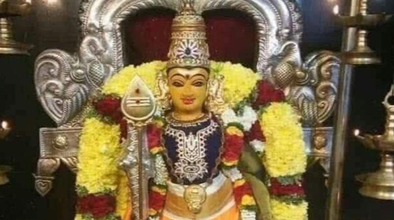 own-house-god-murugan-poojai-parikaram