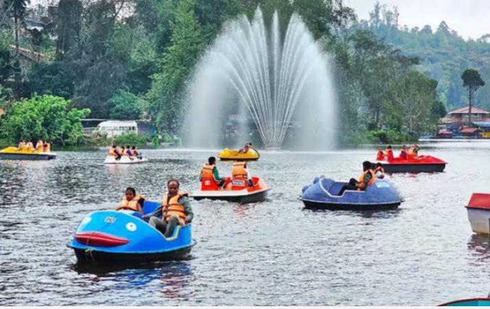 summer-vacation-tourist-spot