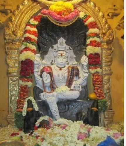 kala-hasti-dhakshina-murthy-temple