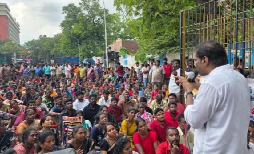 sanitation-workers-strike-ammk-ttv-dinakaran